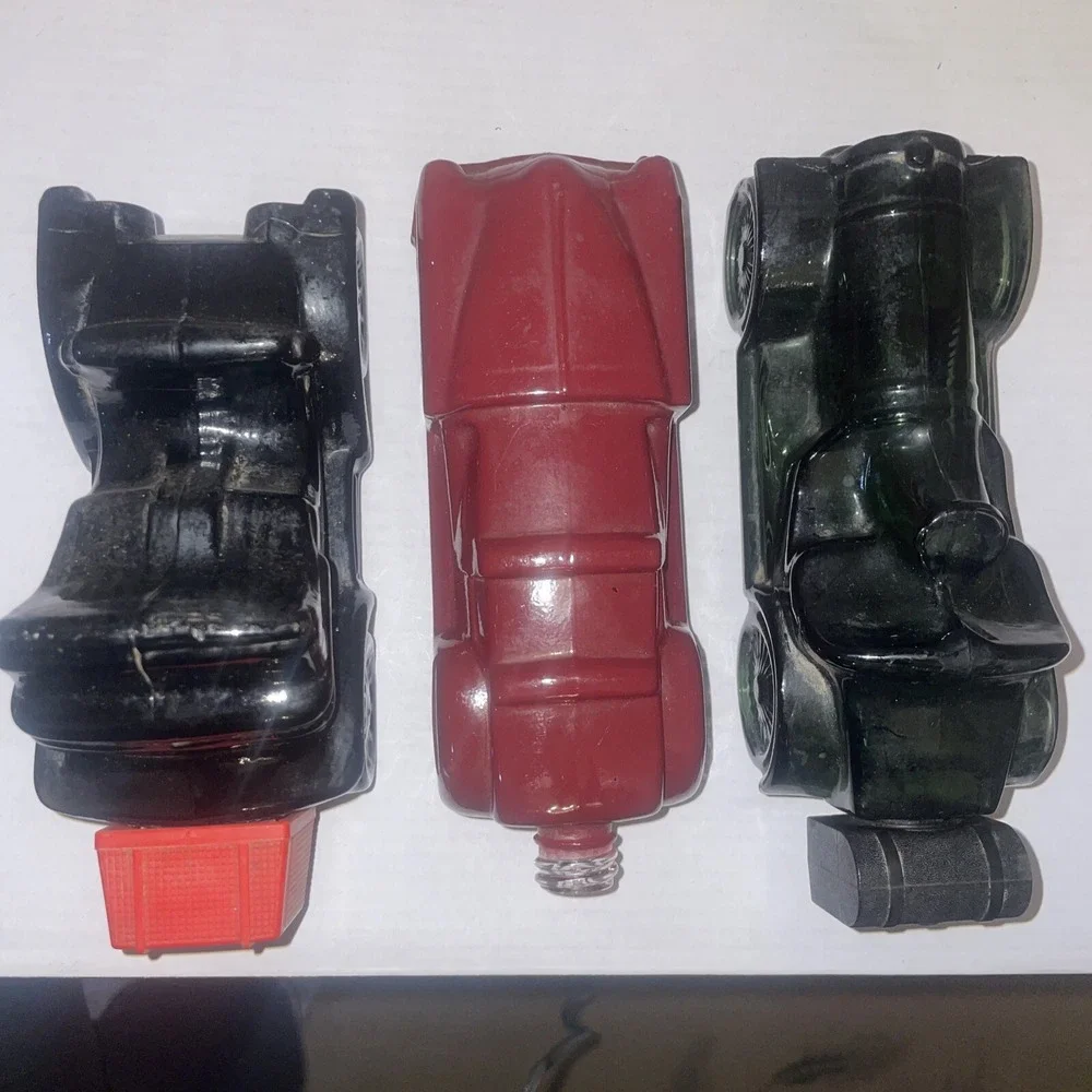 3 Vintage AVON Cologne After Shave Car Bottles‎